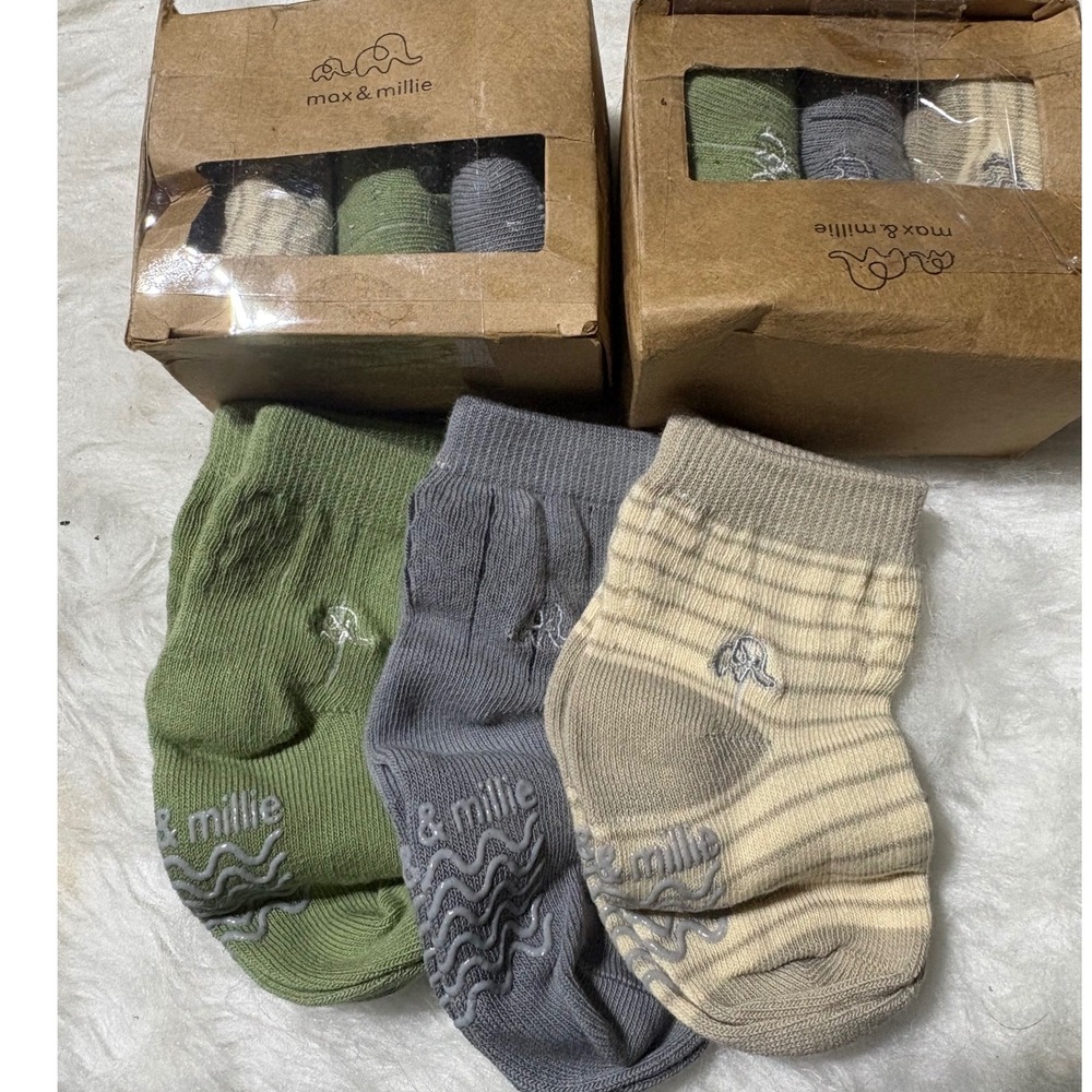 Max & Millie Infant Stockings Baby 12-24M 2 BoxStay-Ons New 3 in box 2 boxes